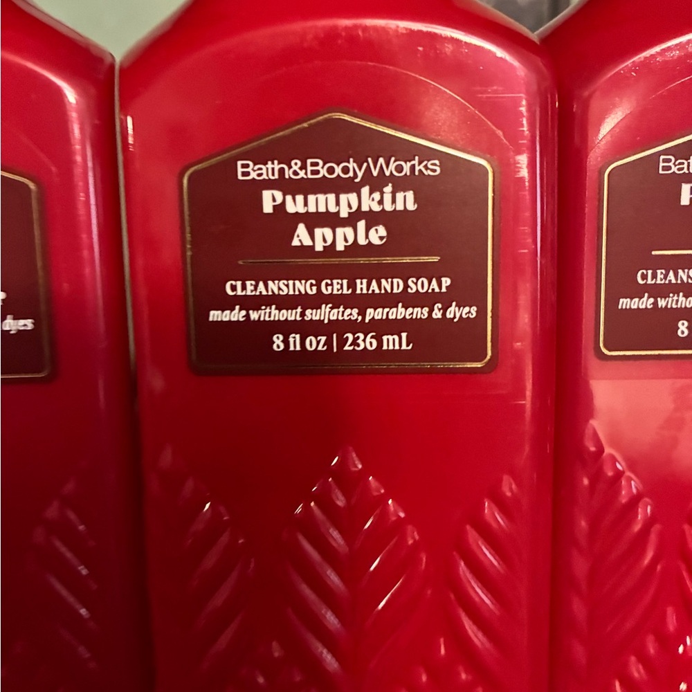 Bath & Body Works Pumpkin Apple Gel Hand Soap (4) - Picture 3 of 4